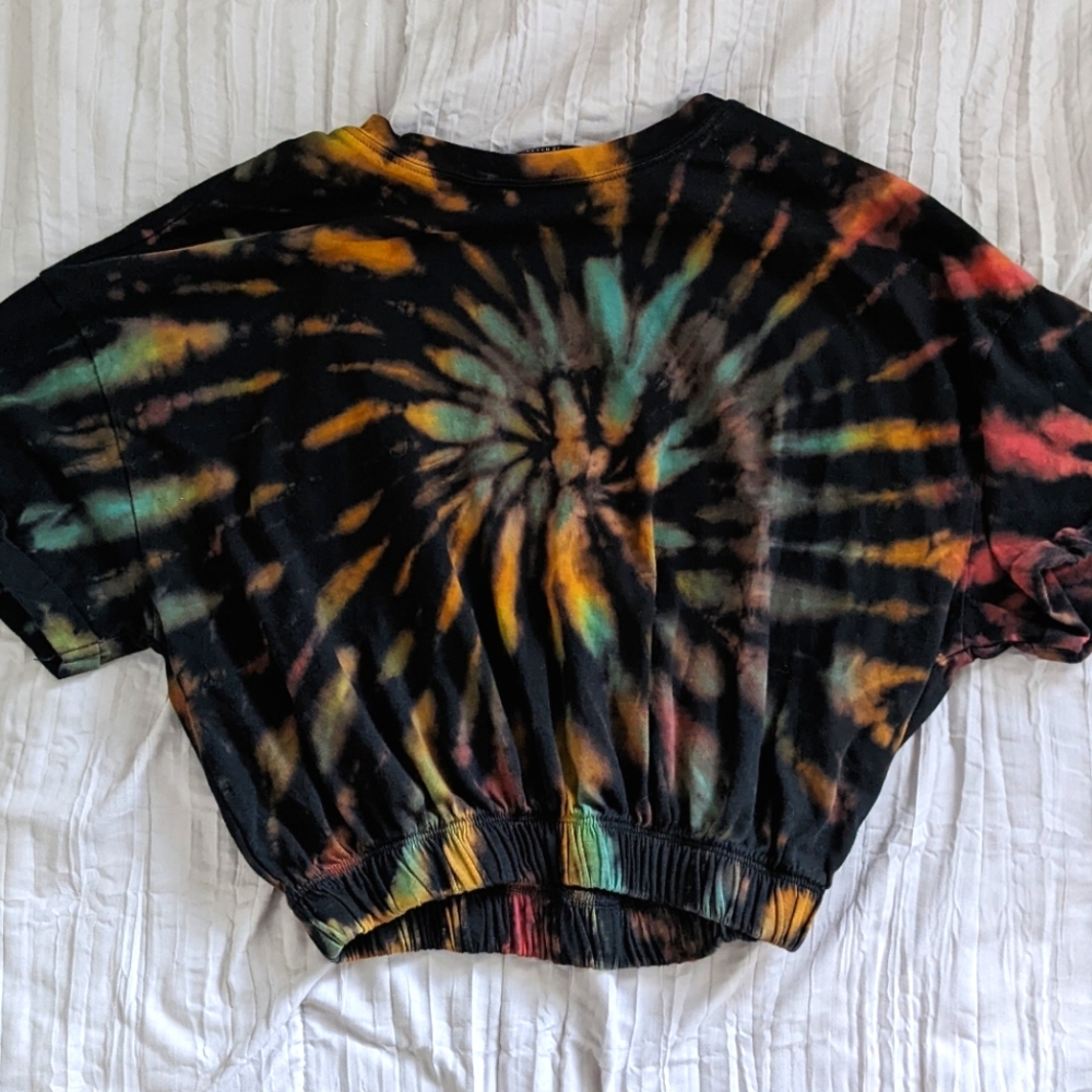 Forever 21 Cropped Tye-Dye Tee